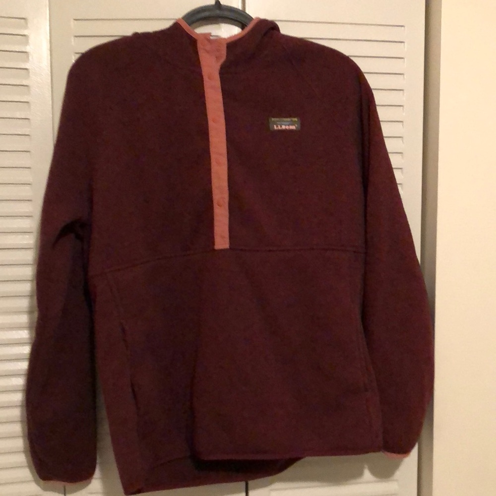 LL Bean sweatshirt